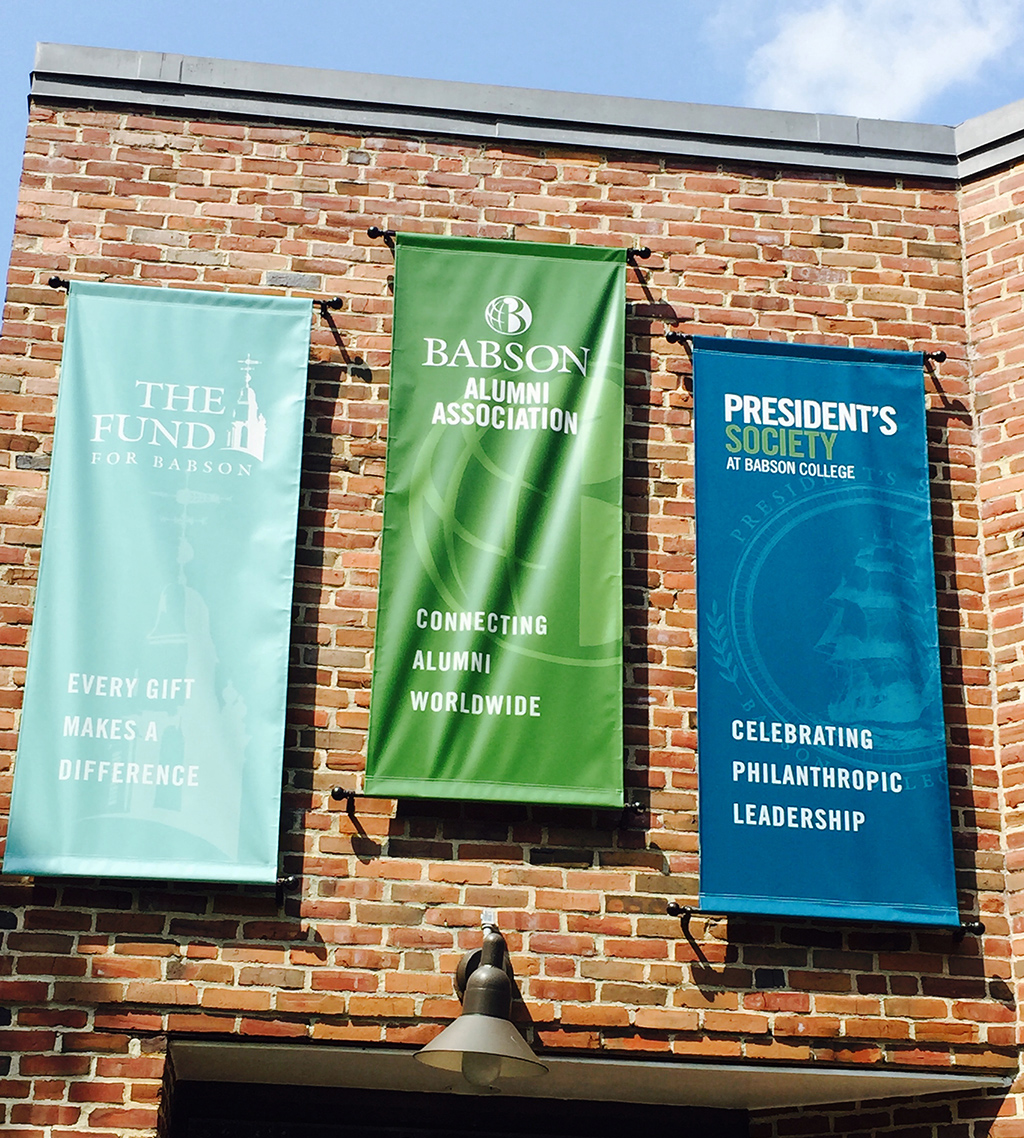 Babson college outdoor banners 