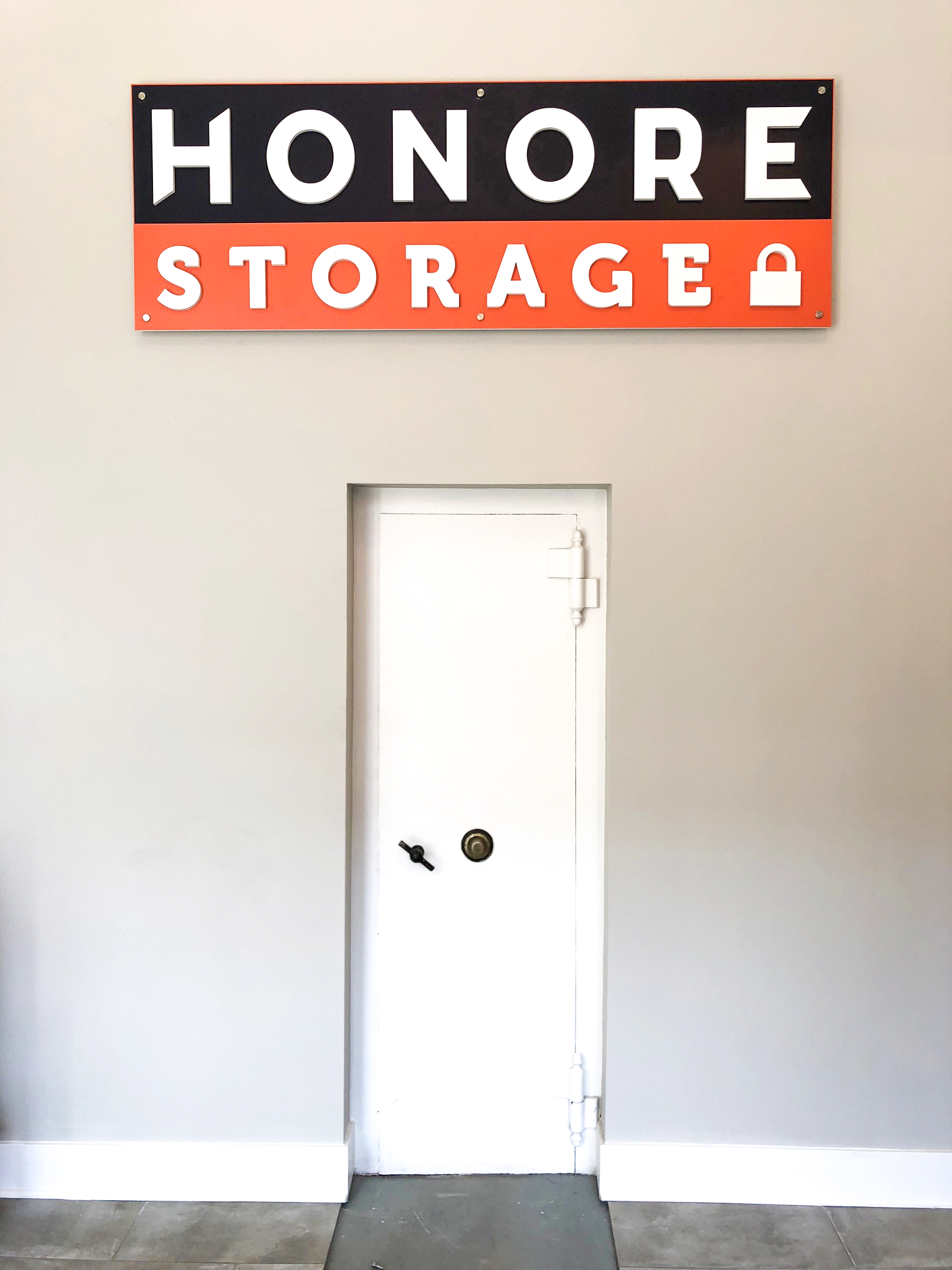 Honore storage sign installation 