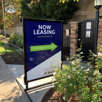 Standing signage for building leasing