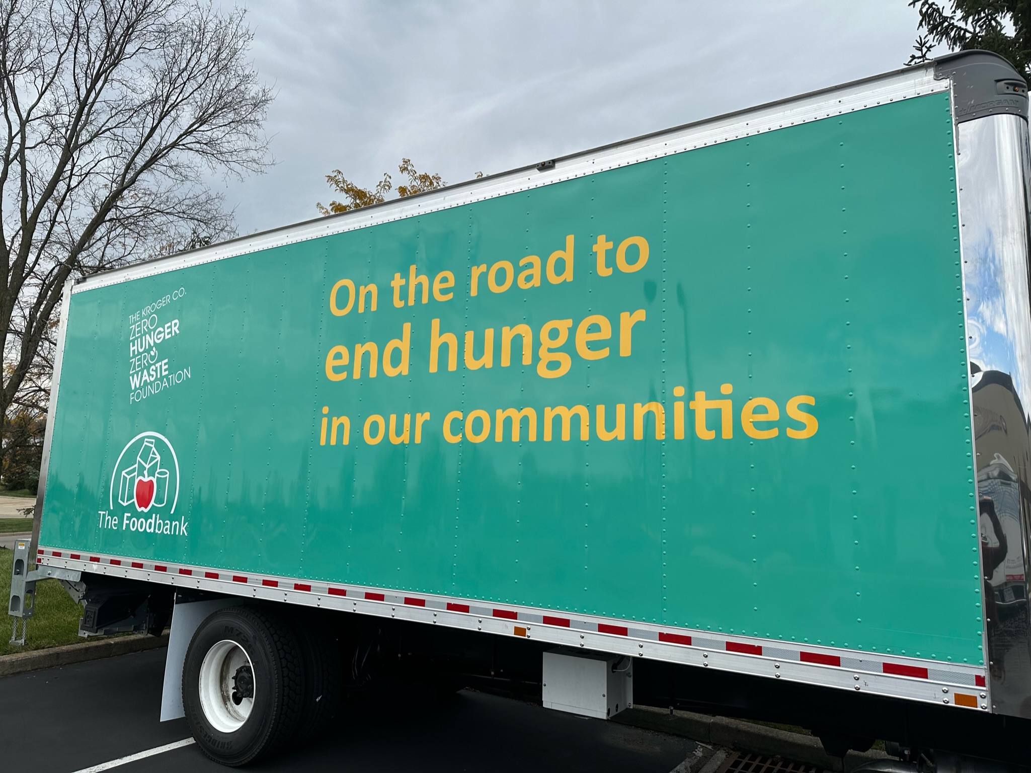 Foodbank trailer wrap by Columbus sign company