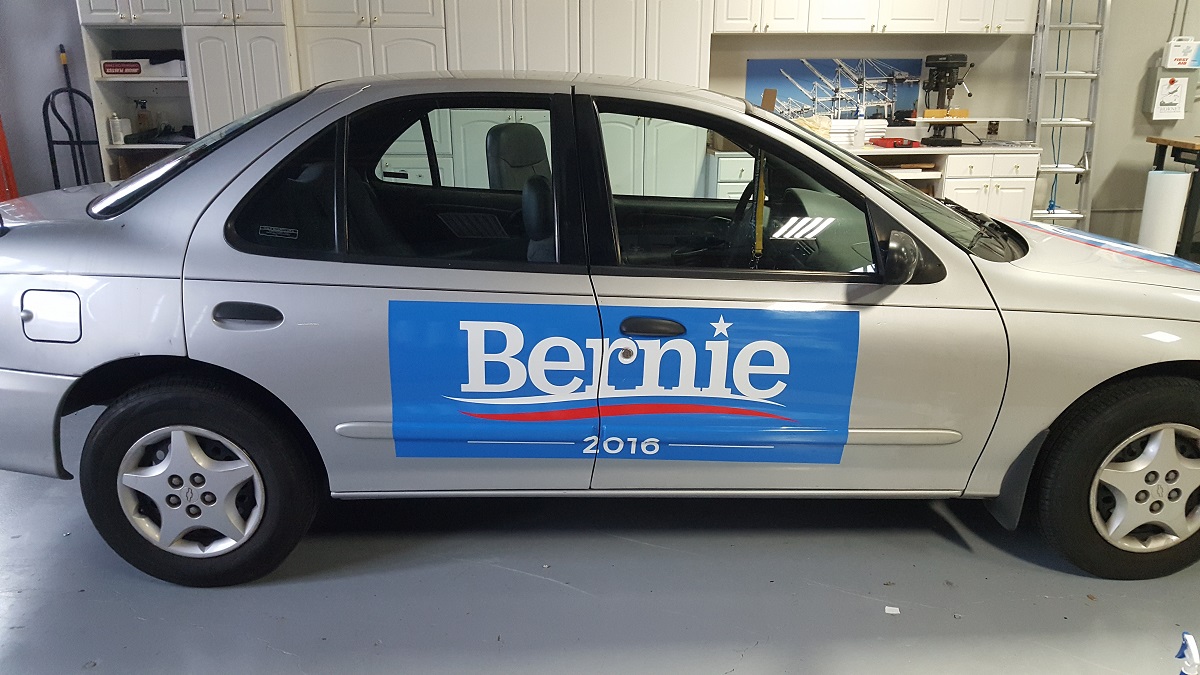 Bernie 2016 vehicle graphic
