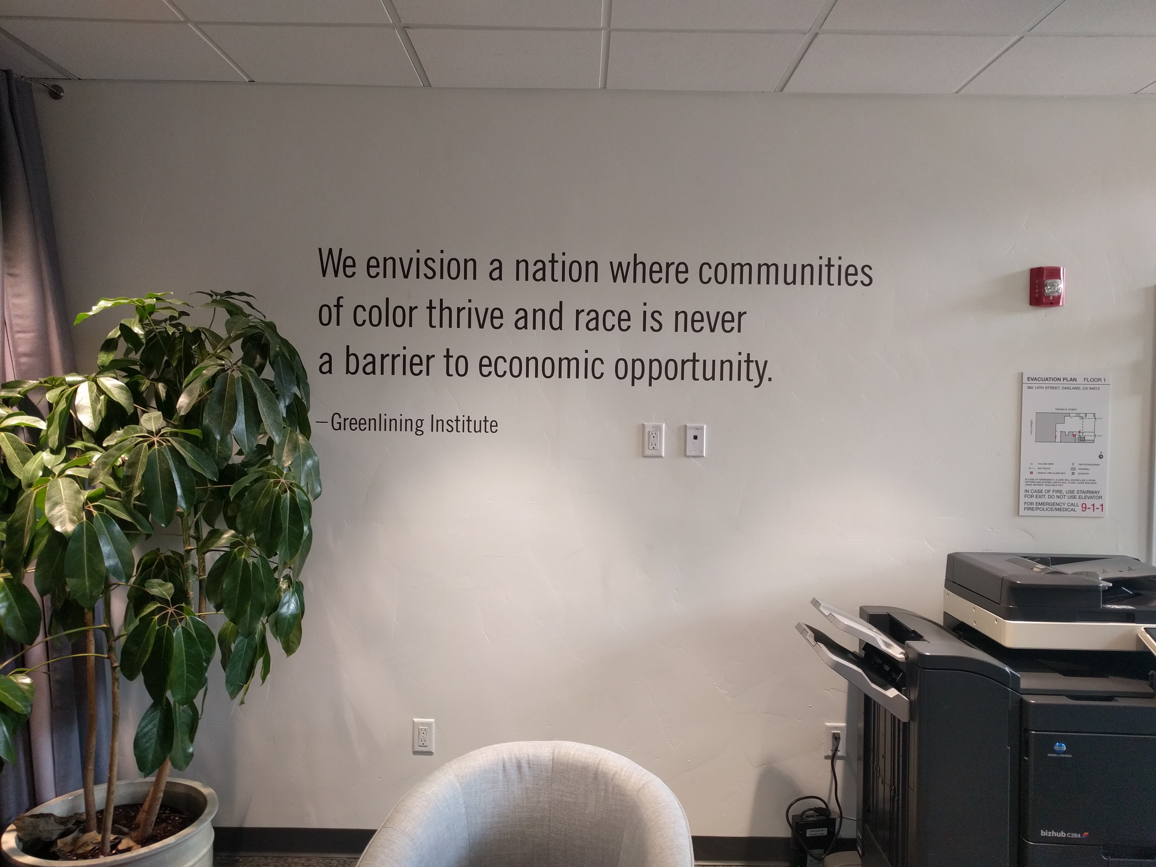 Geenlining Institute wall quote graphic