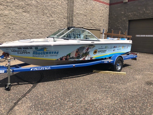 Fleet Graphics Vehicle Wrap Boat Decals Auto Minneapolis Eden Prairie Edina Bloomington