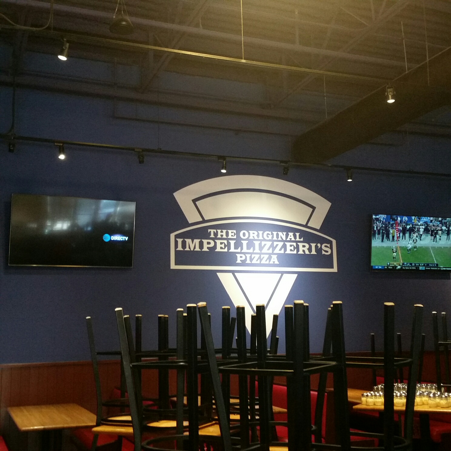 the original impellizzeri's pizza wall decal