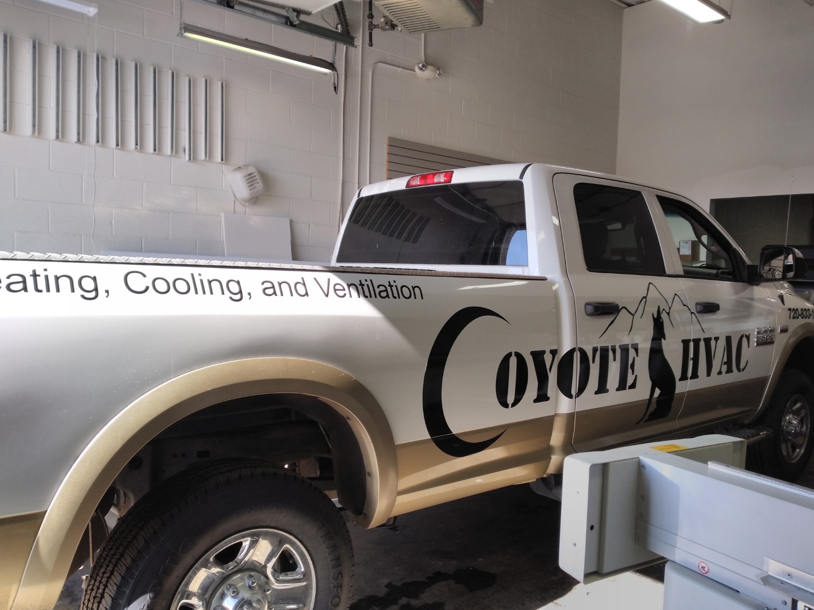 Coyote HVAC truck wrap