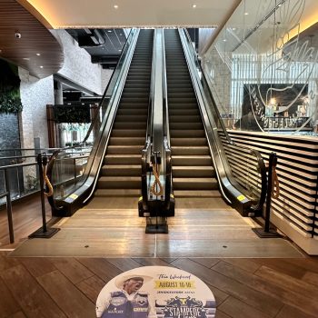 Floor graphic at the escalators