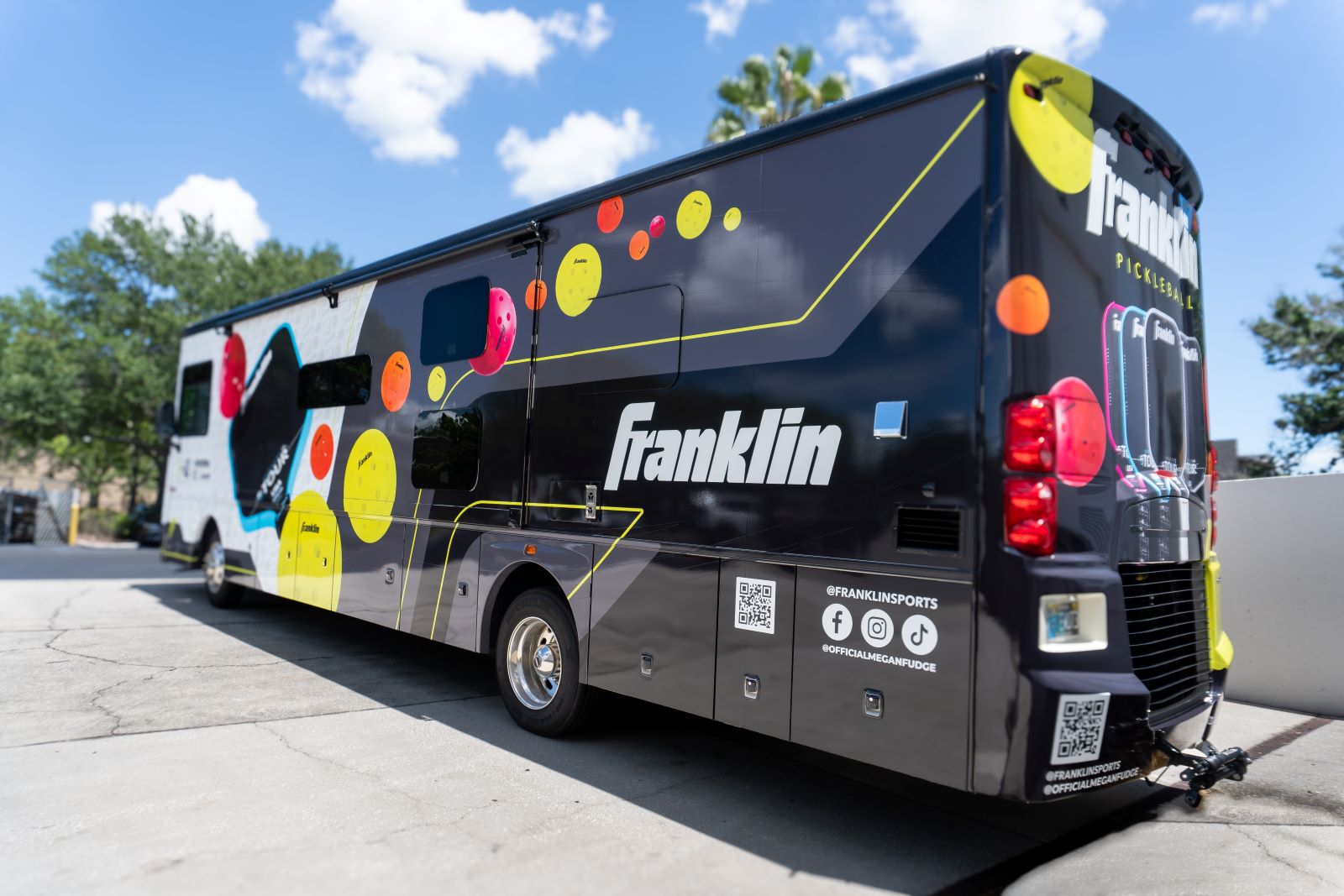 Custom RV Wraps for Franklin in Orlando