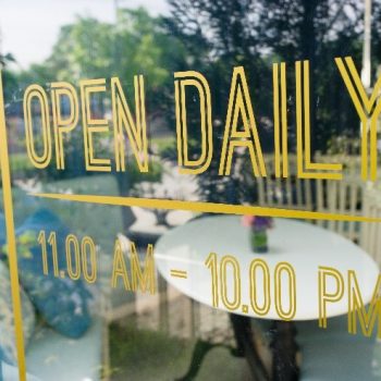 Open Daily vinyl lettering on window 