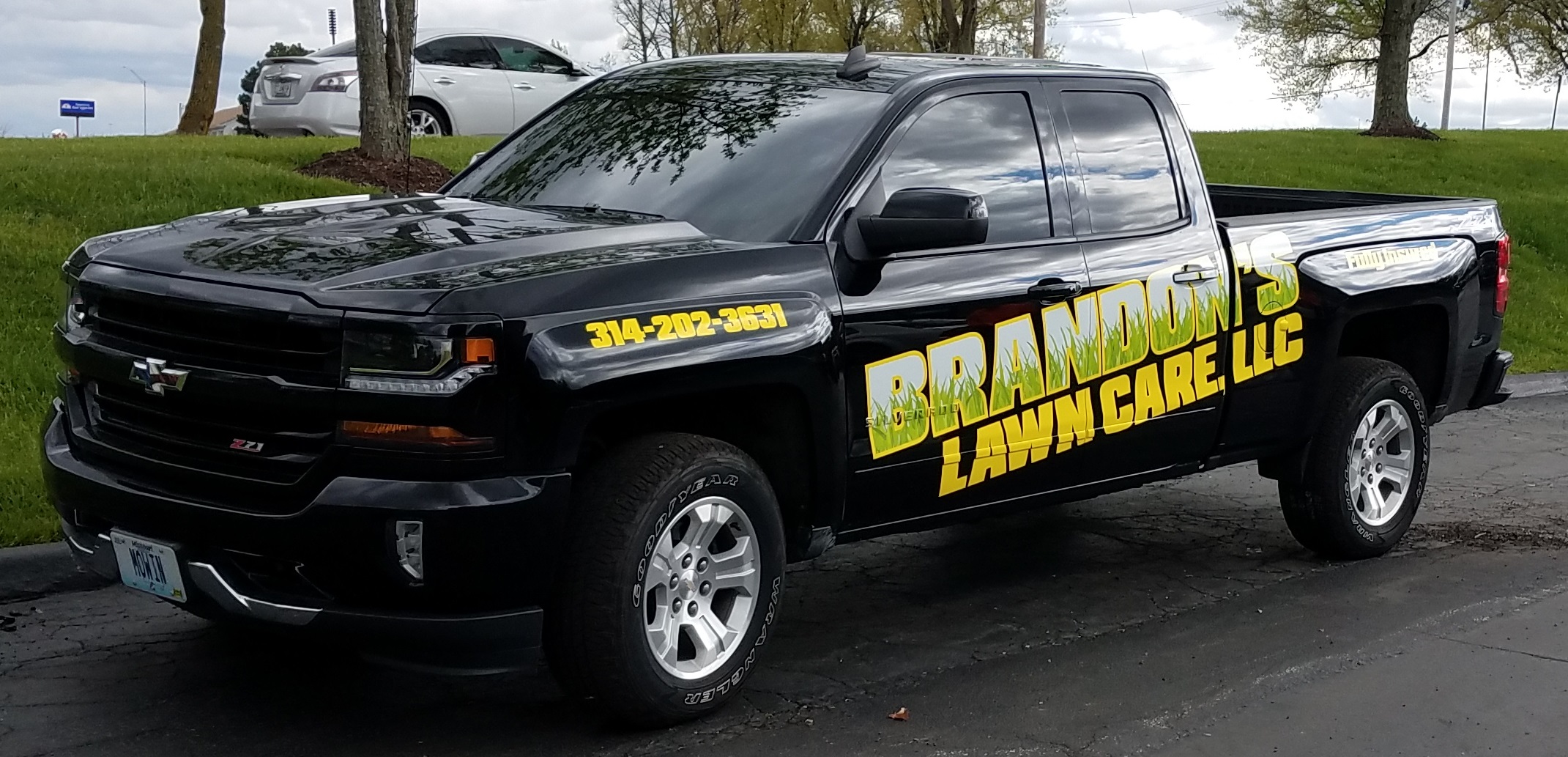 Brandon's Lawn Care vehicle wrap