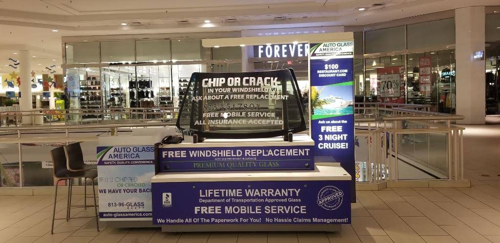 retail booth in mall for Auto Glass America