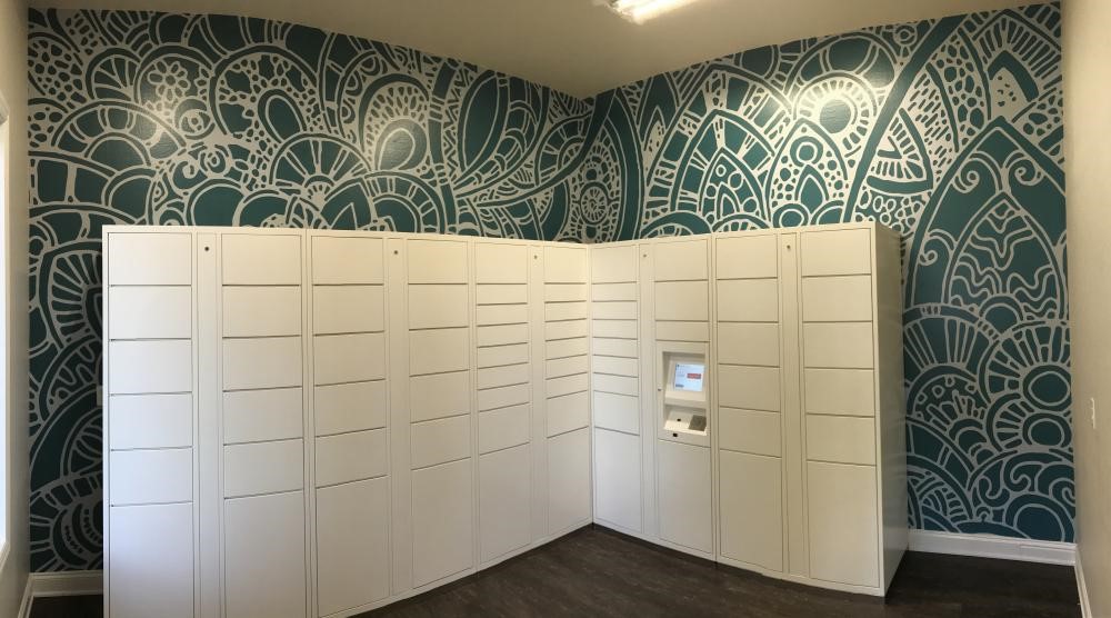 Patterned wall mural