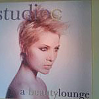 Studio C Beauty Lounge sign