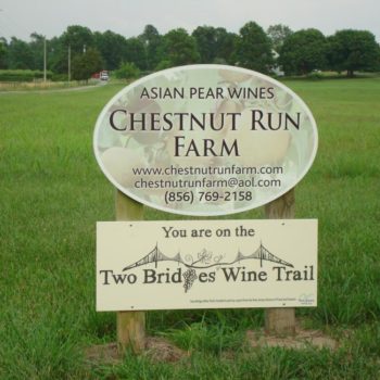 Chestnut Run Farm outdoor wine trail sign