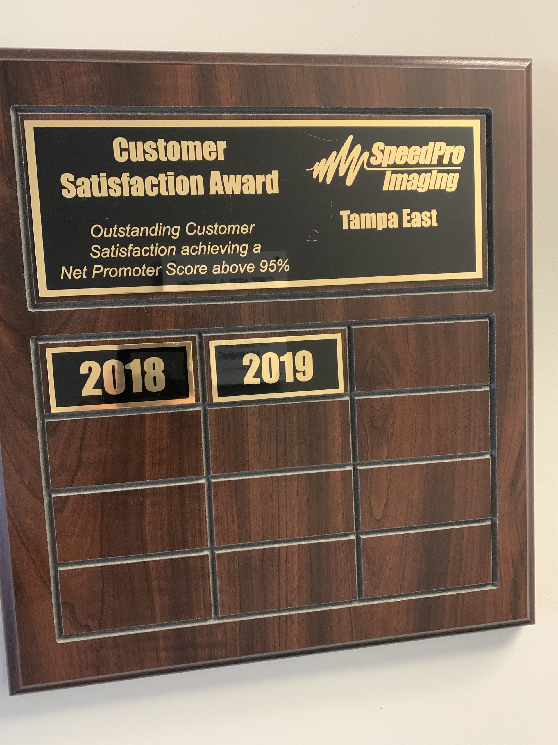 News & <span>Awards</span>