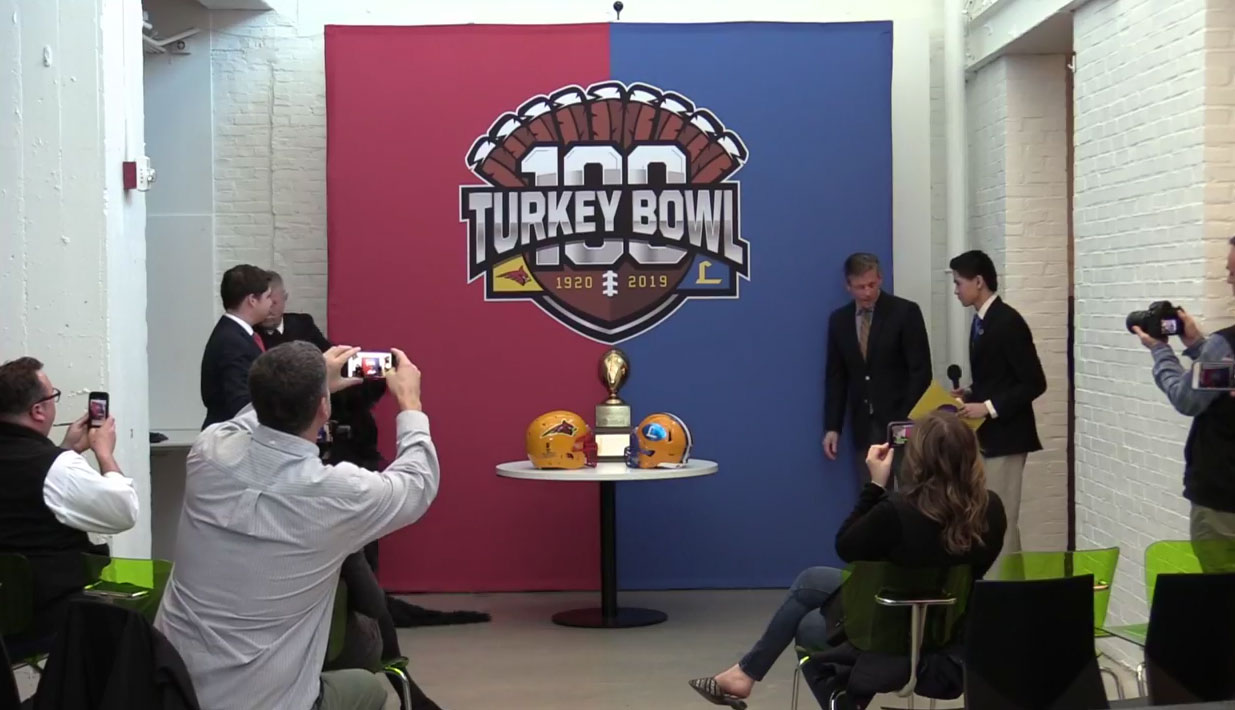 Turkey Bowl wall decal