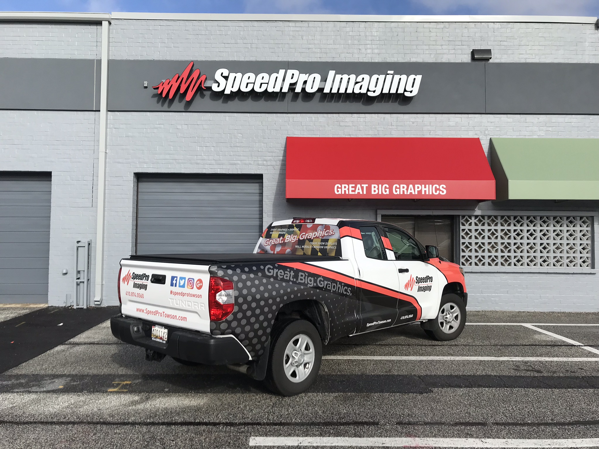 SpeedPro Imaging Branded Truck