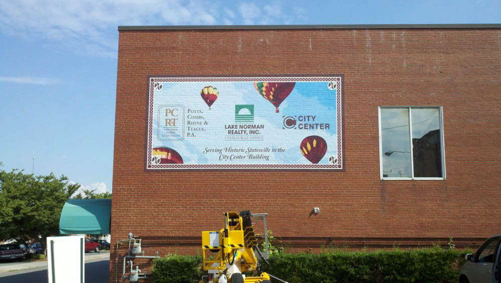 Lake Norman Realty Inc outdoor wall advertisement