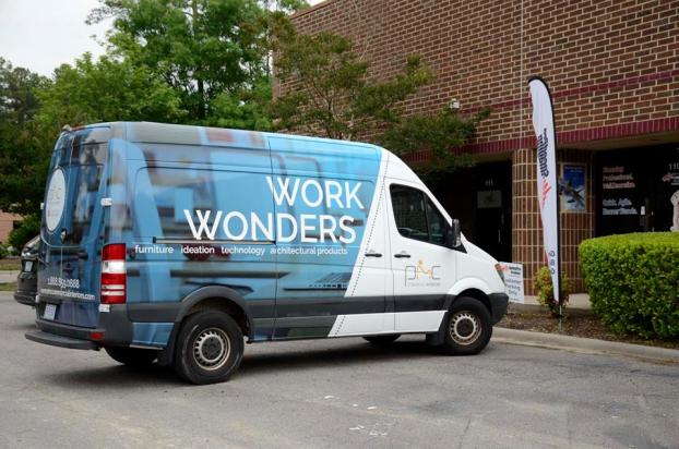 Work Wonders van wrap